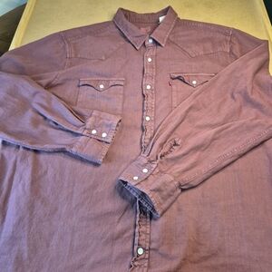 Levi's Men's Button-Down Pearl Snap Shirt in Dusty Mauve
